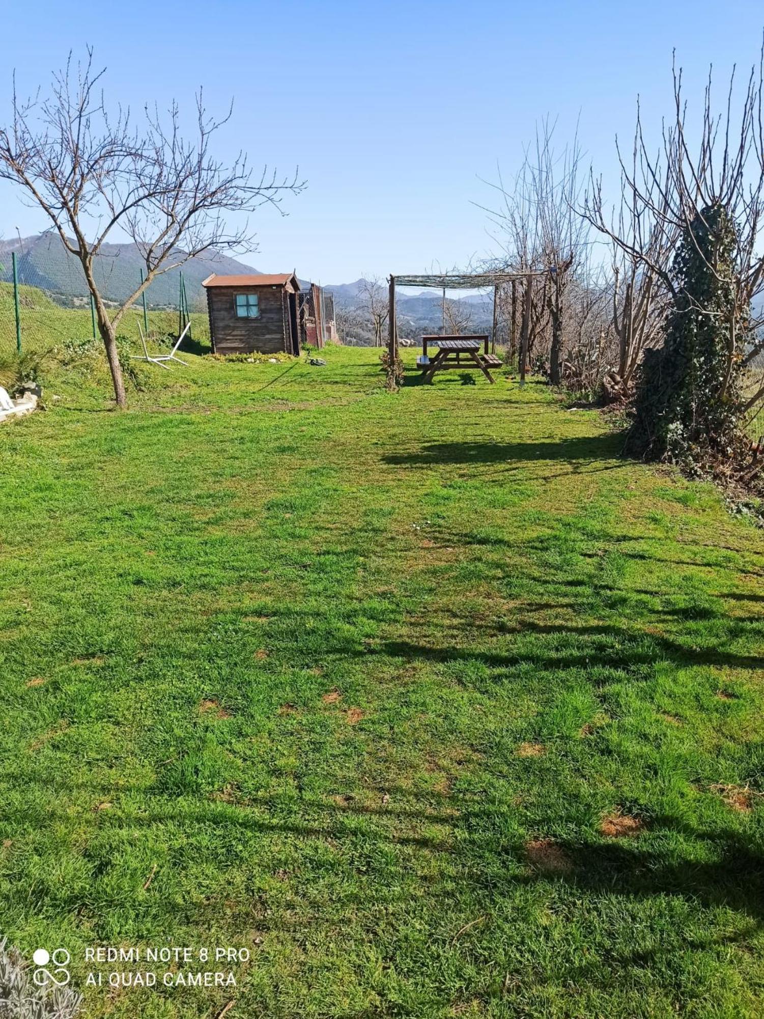 Alojamiento Compartido Cantroncxic San Pedro de Torelló Εξωτερικό φωτογραφία